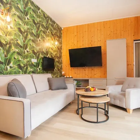 Marina Mietkow Πάρκο διακοπών